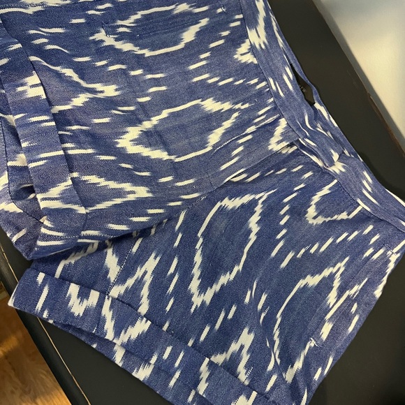 JCrew Size 4 bright blue and white shorts. Great condition. Pockets. - Picture 7 of 11